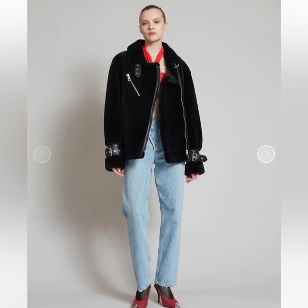 Celebrity GRAND SHEARLING JACKET by Nicole Benisti like new